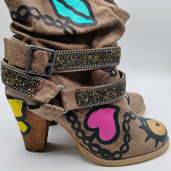 Size 9 hand painted boot - new condition - Picture 3 of 7